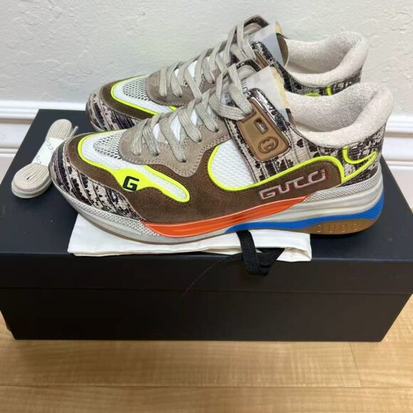 WOMEN GUCCI Low-Top Sneakers in Multicolor - Picture 3 of 6